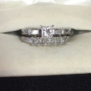 Wedding and engagement band